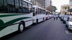 Transportistas protestan en Barquisimiento en rechazo a Erick Zuleta (Fotos)