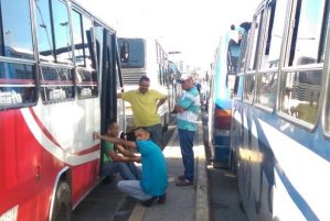 Transportistas de Táchira continúan en paro a pesar de autorización de aumento de tarifas