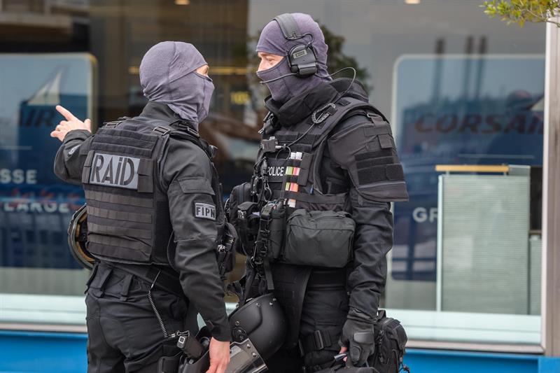 Liberados los dos últimos arrestados en relación con el hombre abatido en Orly