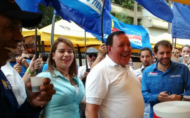 Foto: Hilda Rubí, Jose Luis Rodriguez y Raul Rafalli / Nota de prensa