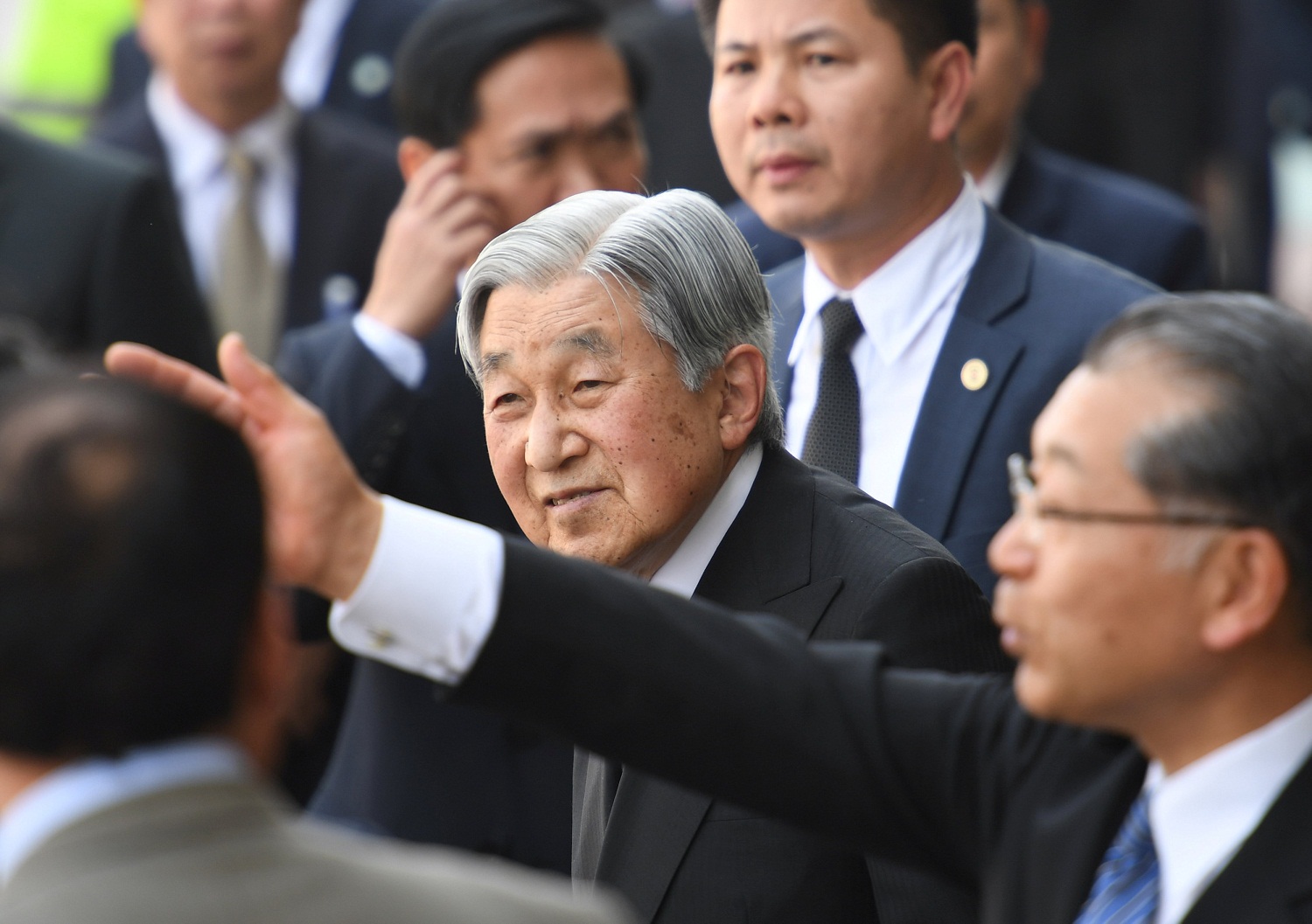 Akihito abdicará en abril de 2019, tres años después de plantear su renuncia