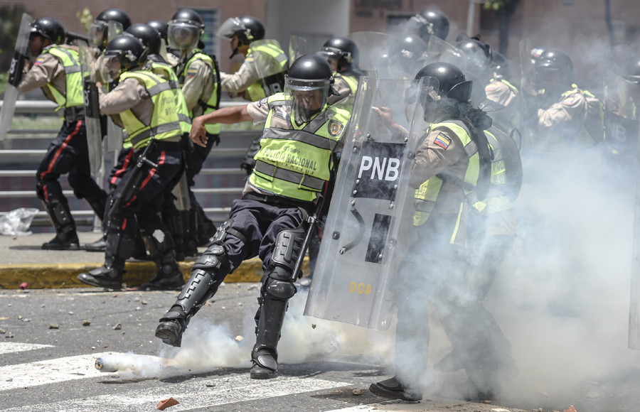 RESUMEN: Así trascurrió la manifestación opositora de este #4Abr (Video)