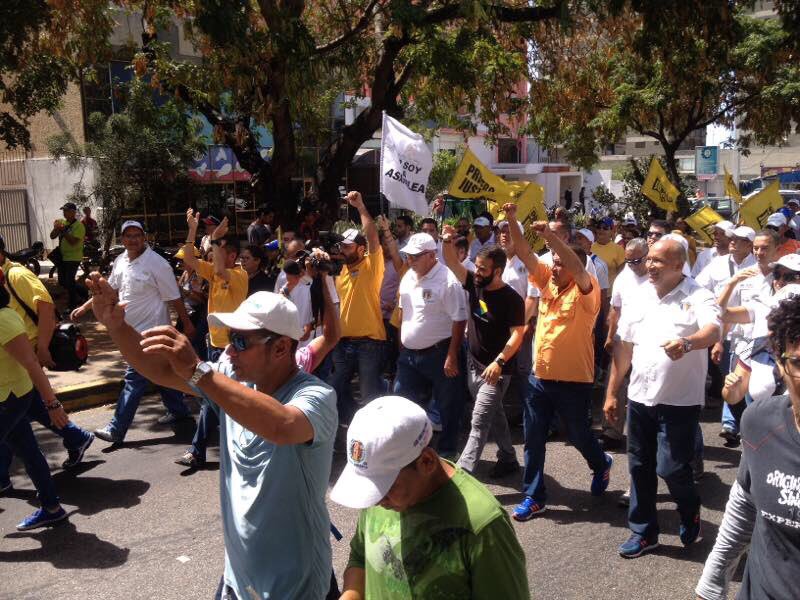 Nueva Esparta dice presente en #VzlaTrancaContraElGolpe (Fotos)