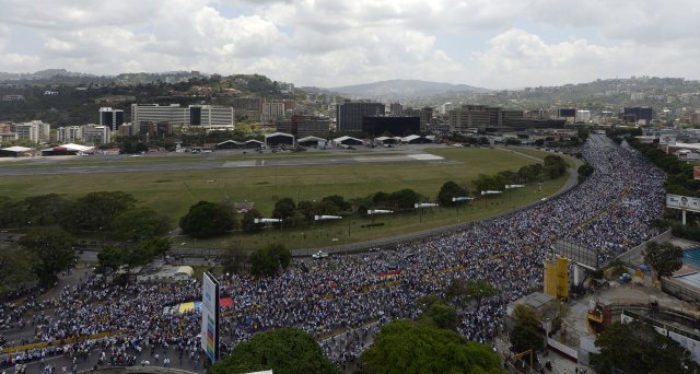 Marcha-opositora-6abr