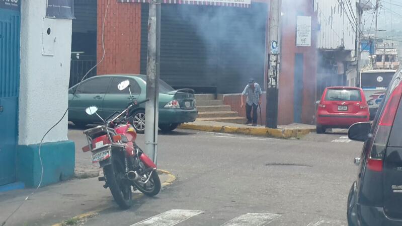 Encapuchados atacan a manifestación opositora en San Cristóbal (+Fotos)