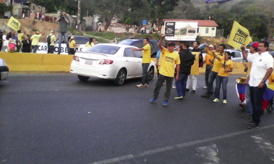 Pedro Torres: Los venezolanos seguiremos en las calles exigiendo nuestros derechos