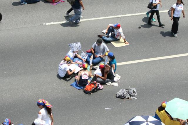 Lo mejor del plantón contra Nicolás en Caracas. Foto: Régulo Gómez / La Patilla