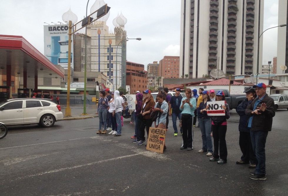 En El Rosal se unieron al trancazo nacional #2May (Fotos)