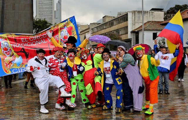 Payasos colombianos protestando / EFE