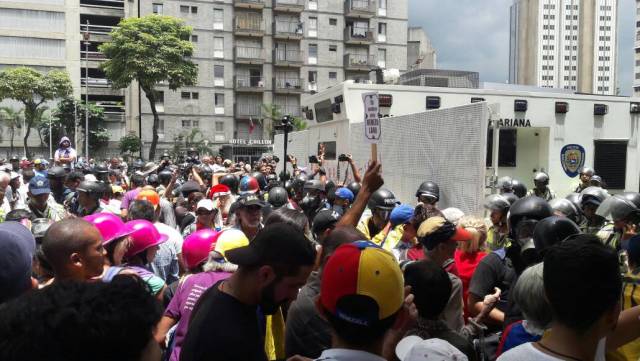 Abuelos en la marcha