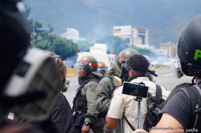 GN efectuó fuerte represión en Caracas este 3 de mayo. Foto: LaPatilla.com / Gabriela Gómez