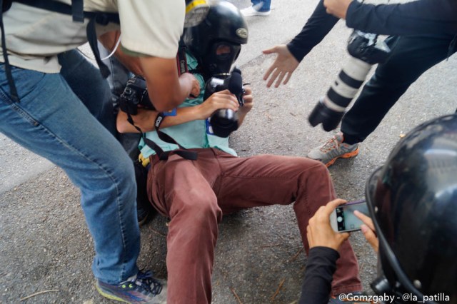 GN efectuó fuerte represión en Caracas este 3 de mayo. Foto: LaPatilla.com / Gabriela Gómez