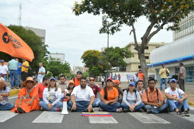 PLANTON EN MARACAIBO 31.05 (7)