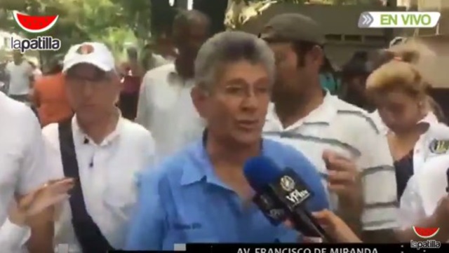 Ramos Allup desde la avenida Francisco de Miranda