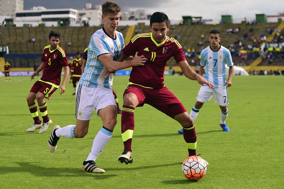 Uruguay y Venezuela buscan plaza en una final en la que espera rival europeo