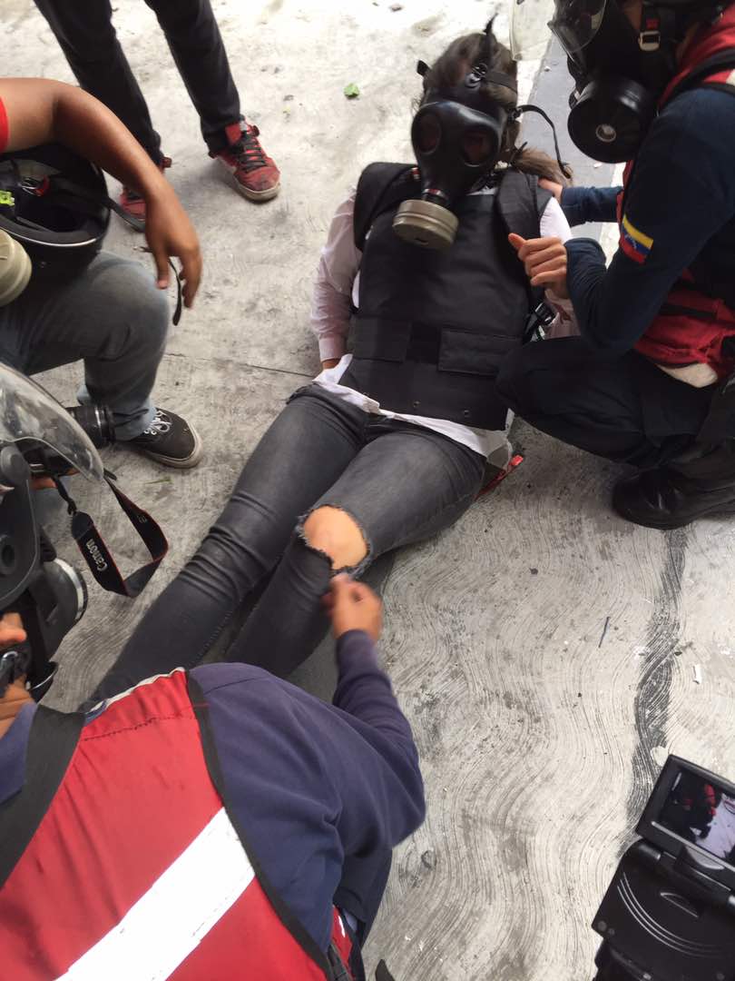 Reportera gráfica de La Patilla resultó herida con bomba lacrimógena #20May (Fotos y Video)