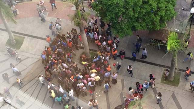 El hombre fue atado a un árbol (Foto: Héctor Pereira)