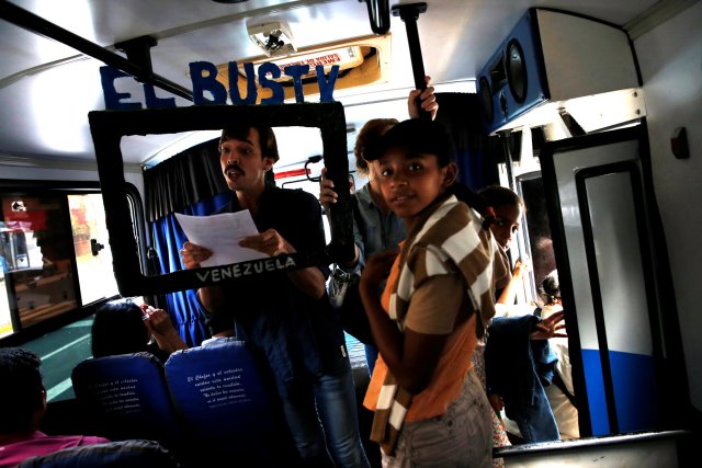 "The Bus TV"  Foto: REUTERS/Ivan Alvarado