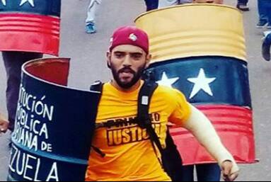 Denuncian allanamiento a la residencia del estudiante Alberto Acosta en El Tigre