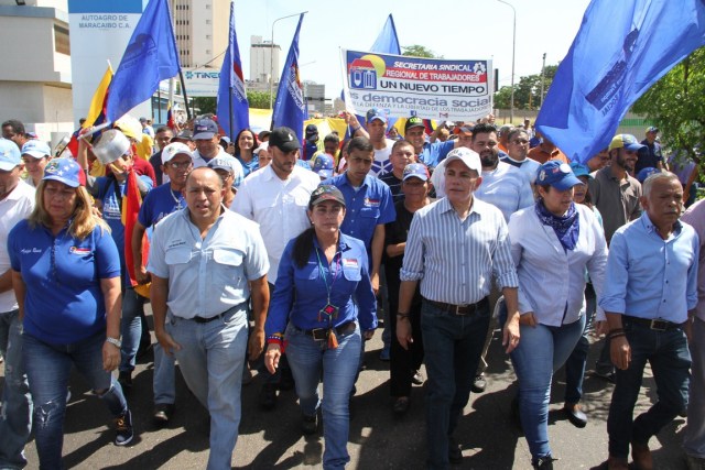 Eveling de Rosales marchó con los zulianos en contra de la escasez (Foto: Prensa Eveling de Rosales)