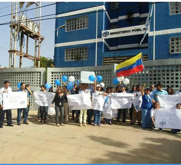 En Sucre también se manifestaron desde la sede del Ministerio Público