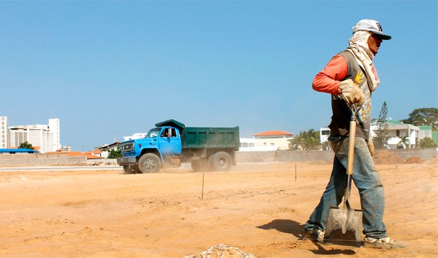 Denuncian paralización de obra habitacional en Punta Arenas en Margarita