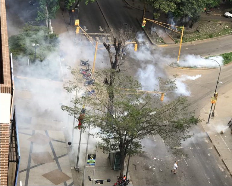 Reprimen a manifestantes que se concentraban en El Paraíso #24Jun