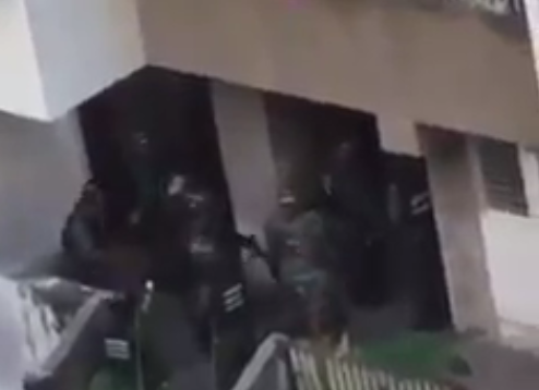 ¡Otra atrocidad Padrino! GNB ingresó por la fuerza en residencias de Nuevos Teques (Video)