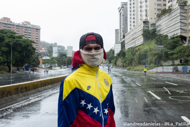 Sociedad civil en el trancazo de este miércoles en Caracas. Foto/Lapatilla