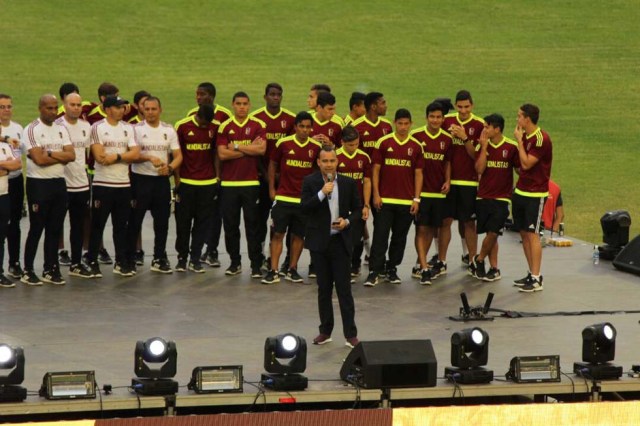 ¡Campeones en nuestros corazones! Las imágenes que no viste del recibimiento de la Vinotinto Sub 20. Foto: Eduardo Ríos / LaPatilla.com