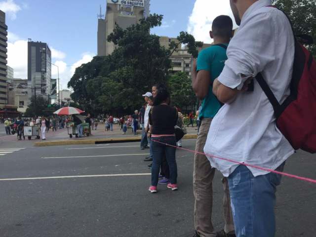 Trancazo en Altamira / Foto Régulo Gómez -LaPatilla.com