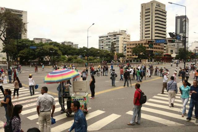 Trancazo en Altamira / Foto Will Jiménez -LaPatilla.com