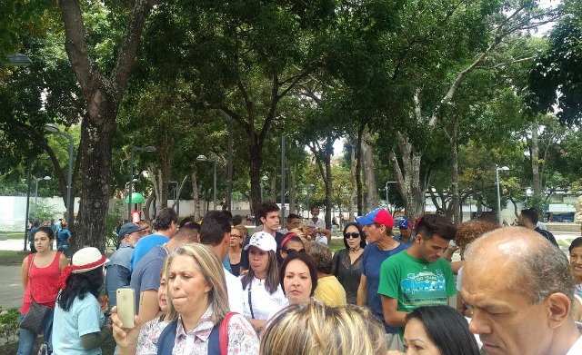 Vecinos de la Candelaria protestan frente al Ministerio Público #22Jun