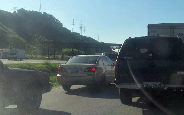 Foto: GNB restringe el paso en La Cabrera / Cortesía 