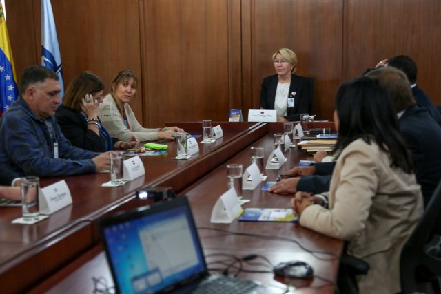 La fiscal Luisa Ortega Díaz, en reunión con el Parlasur (Foto: @lortegadiaz)