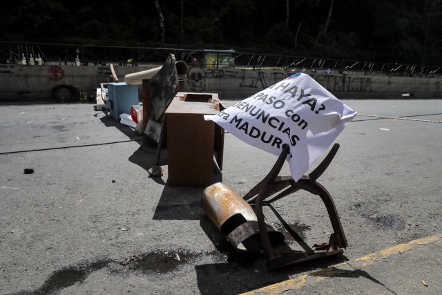 CAR21. CARACAS (VENEZUELA), 26/07/2017.- Vista de calles, avenidas y autopistas parcialmente vacías hoy, miércoles 26 de julio de 2017, durante la huelga general de 48 horas en Caracas (Venezuela). La oposición venezolana ha convocado a una huelga general de 48 horas en todo el país que se inicia hoy como parte de las manifestaciones en contra de la Asamblea Nacional Constituyente que impulsa el Gobierno para cambiar la Carta Magna. EFE/Miguel Gutiérrez