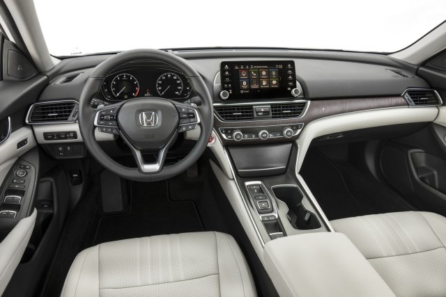 Honda-Accord-19