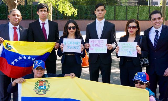 Estudiantes Venezolanos en el Exterior instan a votar este #16Jul en la Consulta Popular