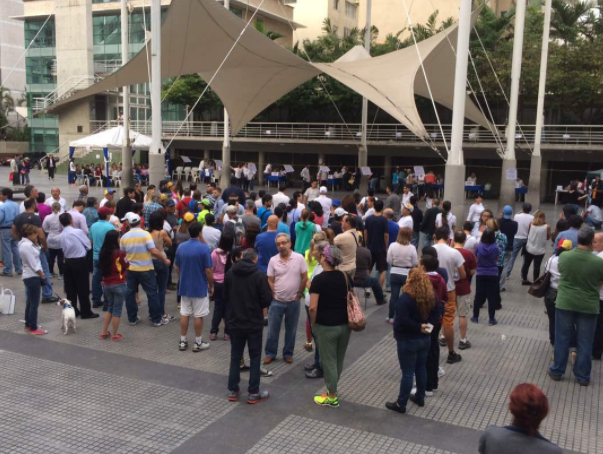 Inició la consulta popular en Los Palos Grandes #16Jul (Fotos)