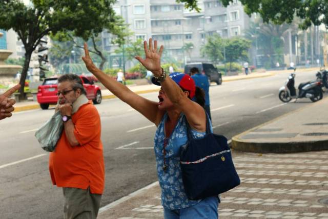 PNB arremetió contra manifestantes en Altamira (Foto: Will Jiménez / LaPatilla)