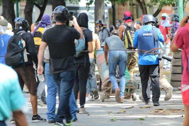 Los esbirros hicieron de Bello Campo un verdadero espacio de represión. Foto: Régulo Gómez / La Patilla.com