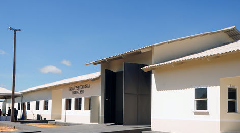 el recinto penitenciario Manoel Neri, sitio de donde huyeron 16 delincuentes. (Foto: ww.oaltoacre.com)