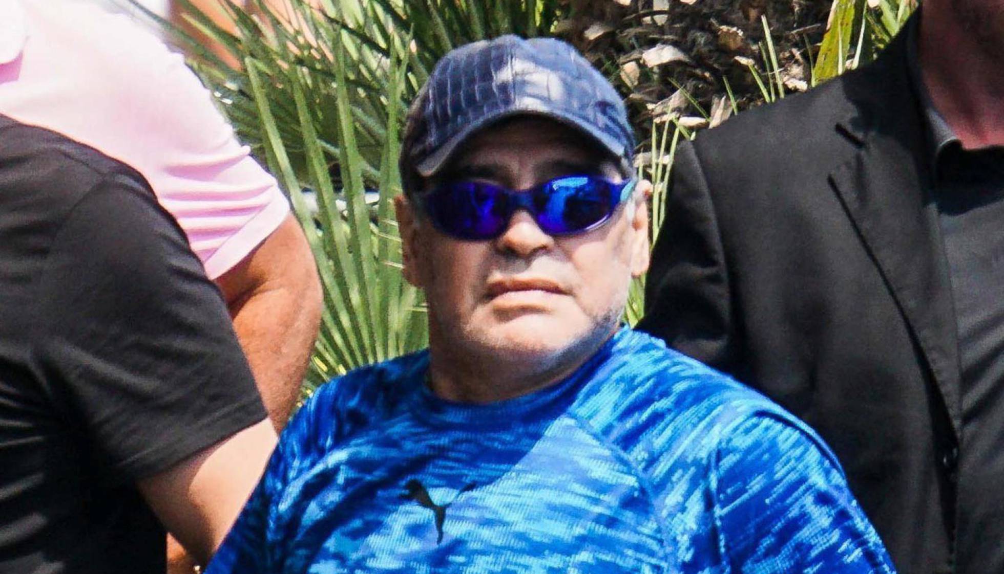 El País: Guerra Maradona-Kempes… ¿quién apoya dictaduras?