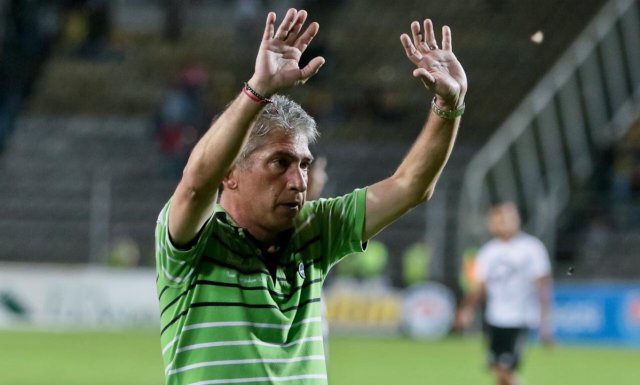 El técnico Carlos Maldonado toma las riendas del Zulia (Foto: @FutSinC)