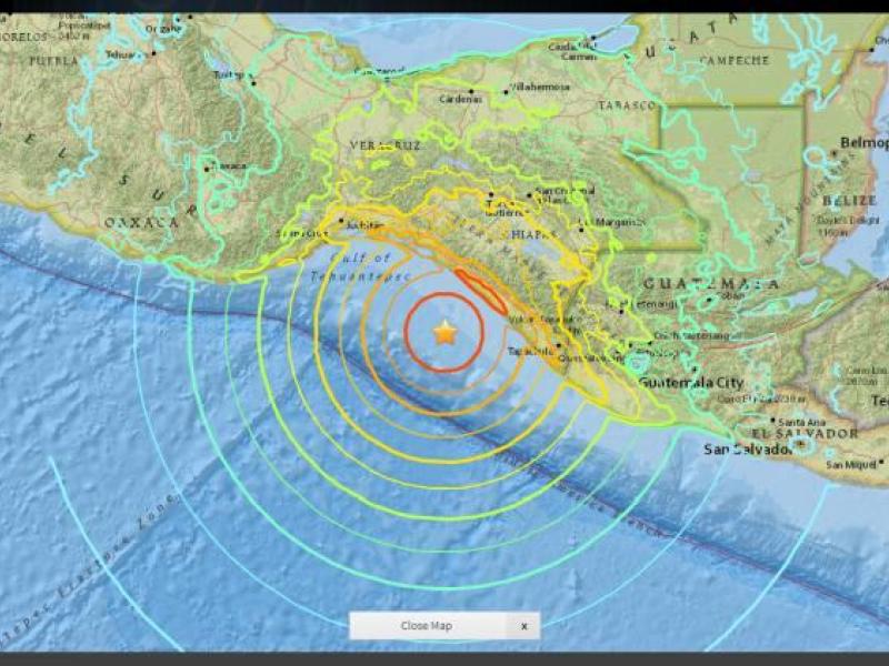 Heridos y casas caídas por sismo de 7.7 en Guatemala