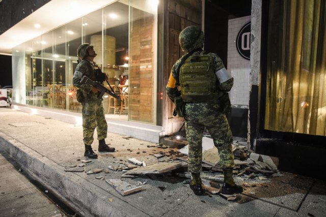 Miembros del ejército en Puerto Veracurz. (/ AFP PHOTO / Victoria Razo)