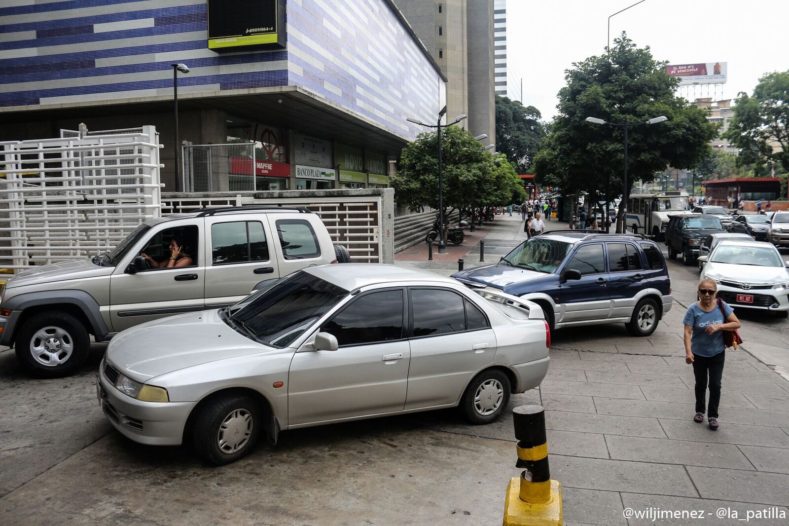 Venezuela, rica en petróleo, se ha quedado sin gasolina