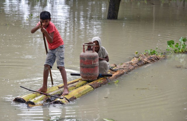 south-asia-flood-nepal-india-pakistan-bangladesh-14-59a9021ce894d__880