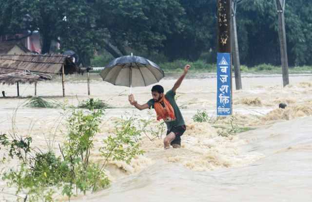 south-asia-flood-nepal-india-pakistan-bangladesh-18-59a90228d148d__880