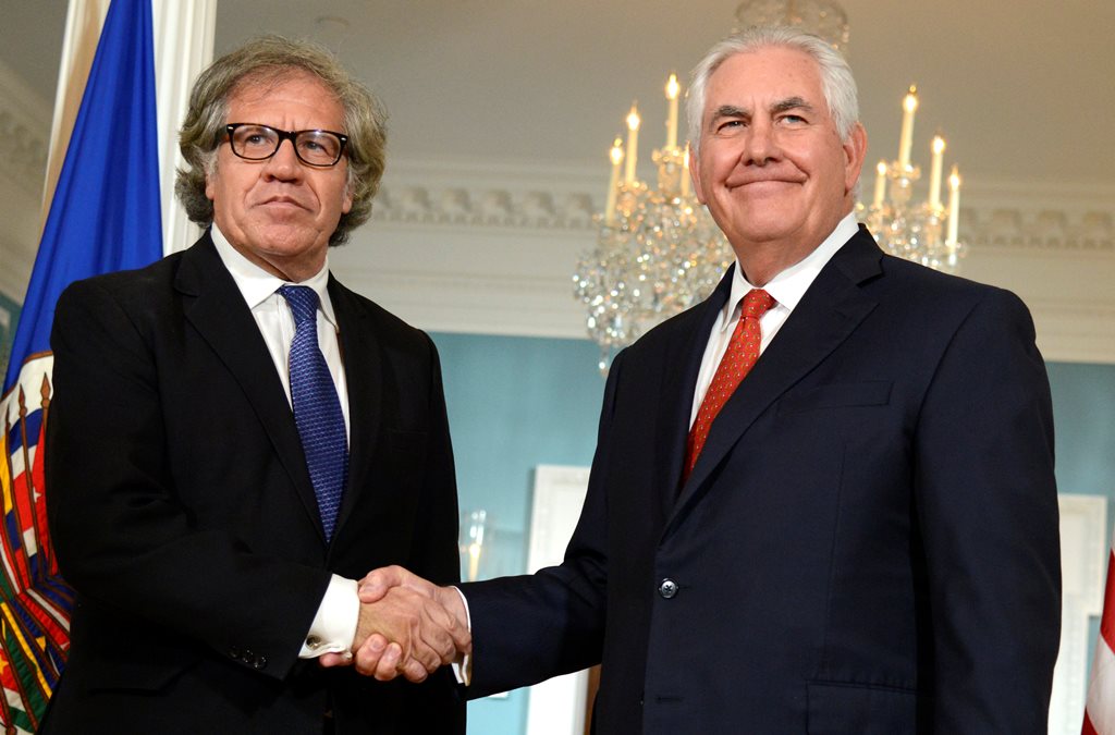 Tillerson conversa con Almagro sobre las elecciones regionales